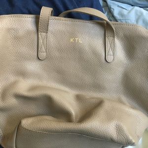 Cuyana bag small carryall